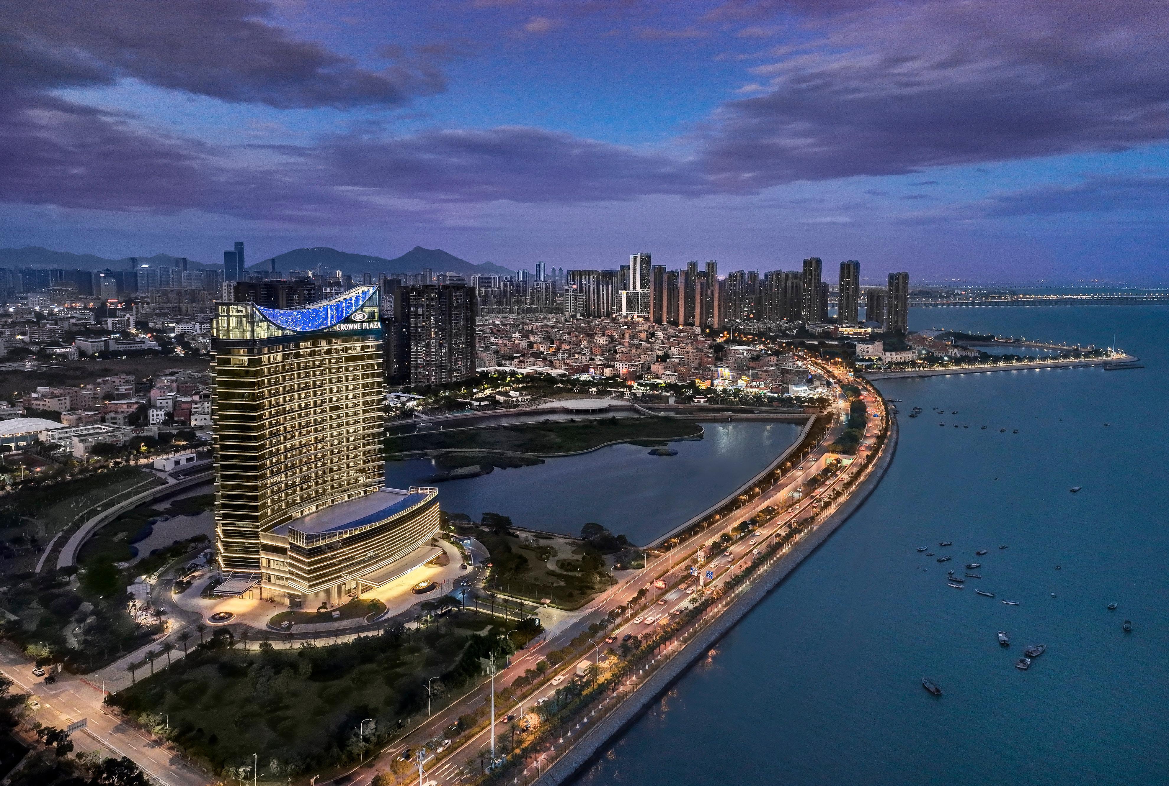 Holiday Inn Chongqing Guanyinqiao By Ihg Екстер'єр фото