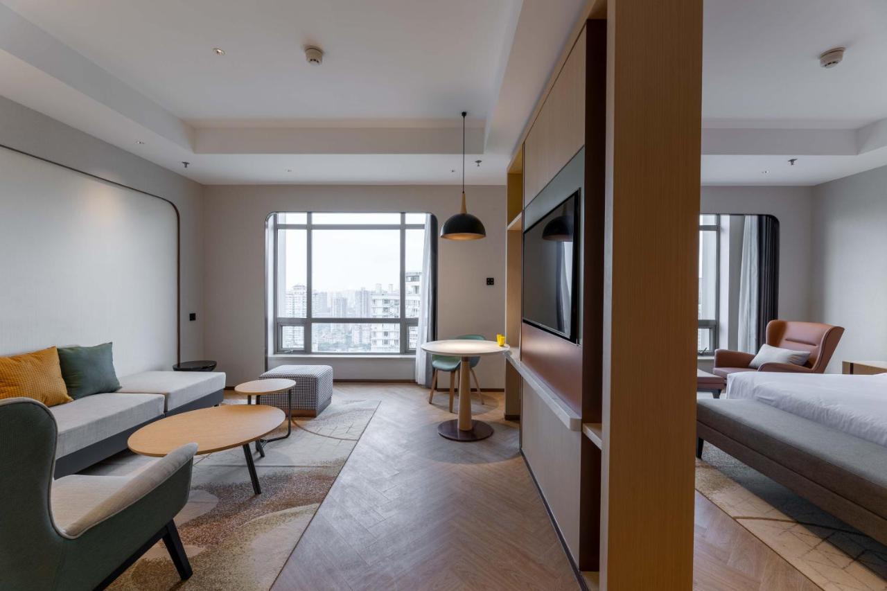 Holiday Inn Chongqing Guanyinqiao By Ihg Екстер'єр фото
