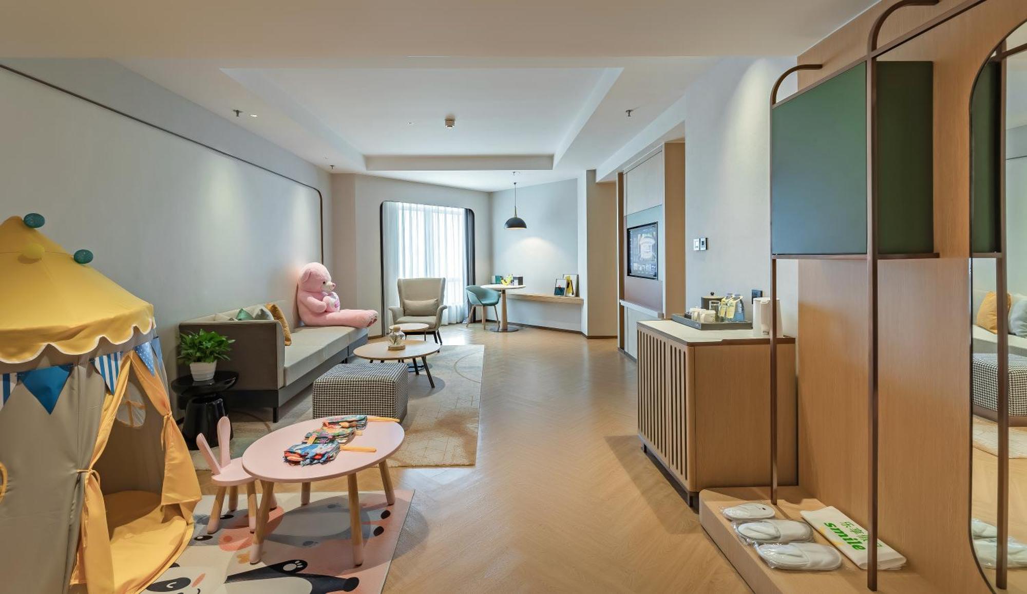 Holiday Inn Chongqing Guanyinqiao By Ihg Екстер'єр фото